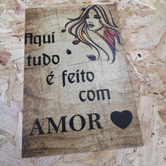 Placa Decorativa em PVC - Aqui tudo é feito com amor